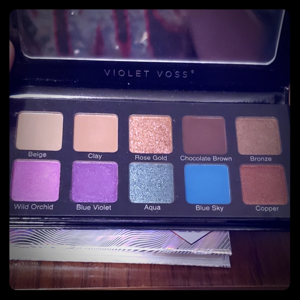 Violet Voss essentials 2 pro pallet